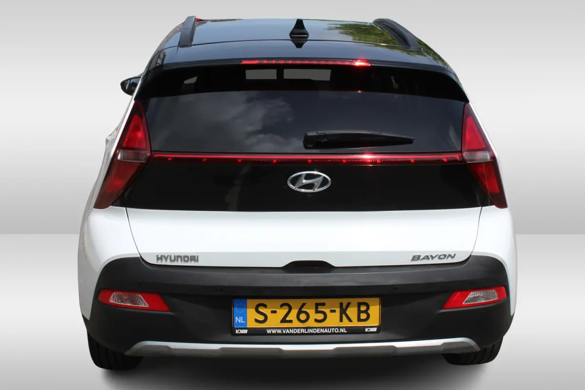 1.0 T-GDI Premium Sky DAB l Extra getint glas achter l