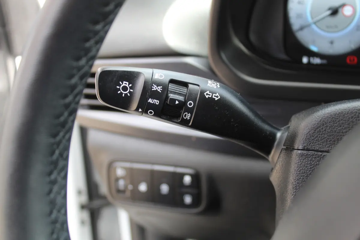 1.0 T-GDI Premium Sky DAB l Extra getint glas achter l