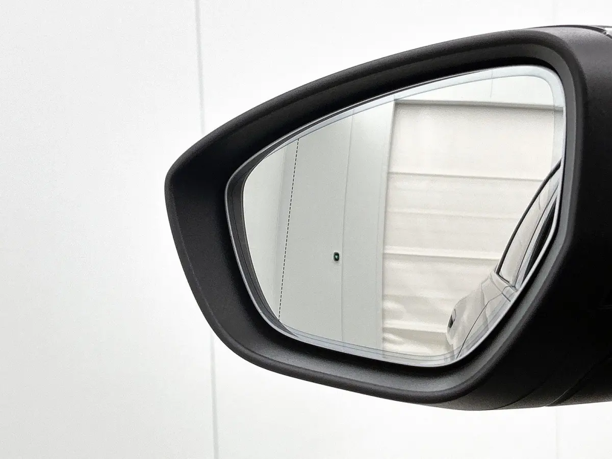 S edition 83 kWh | Trekhaak | Stuurverwarming | Stoelverwarming | Getint Glas |
