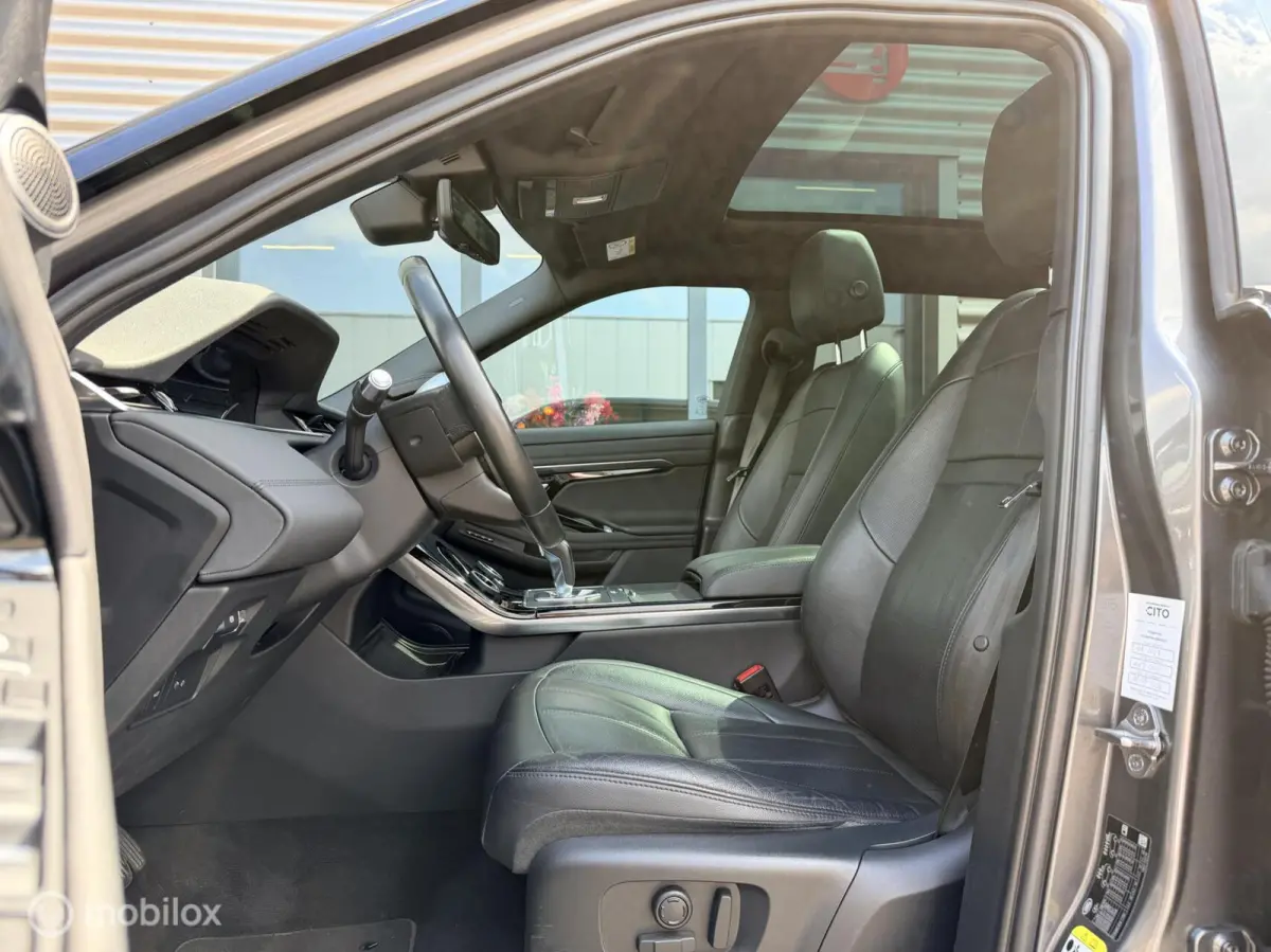 2.0 P250 AWD R-Dynamic First Edition