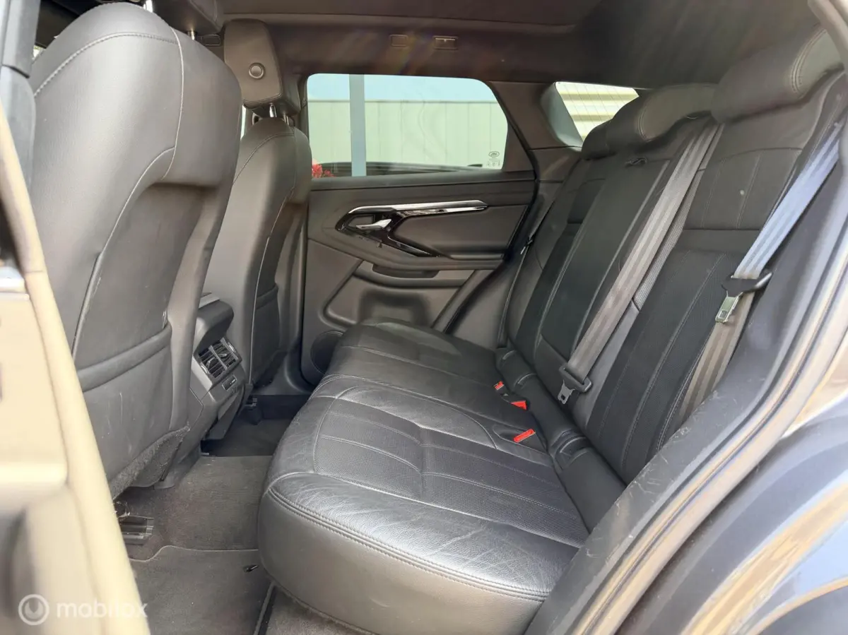 2.0 P250 AWD R-Dynamic First Edition