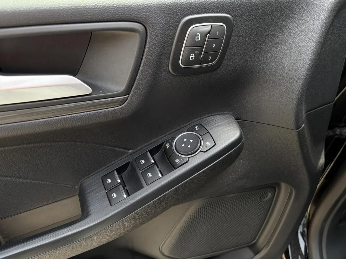 2.5 PHEV Active X 243PK Winterpack Adaptieve Cruise AGR-Stoelen 360-Camera B&O Elek. Achterklep Full-LED Climate Privacy Glass Keyless *2100KG Trekgewicht*