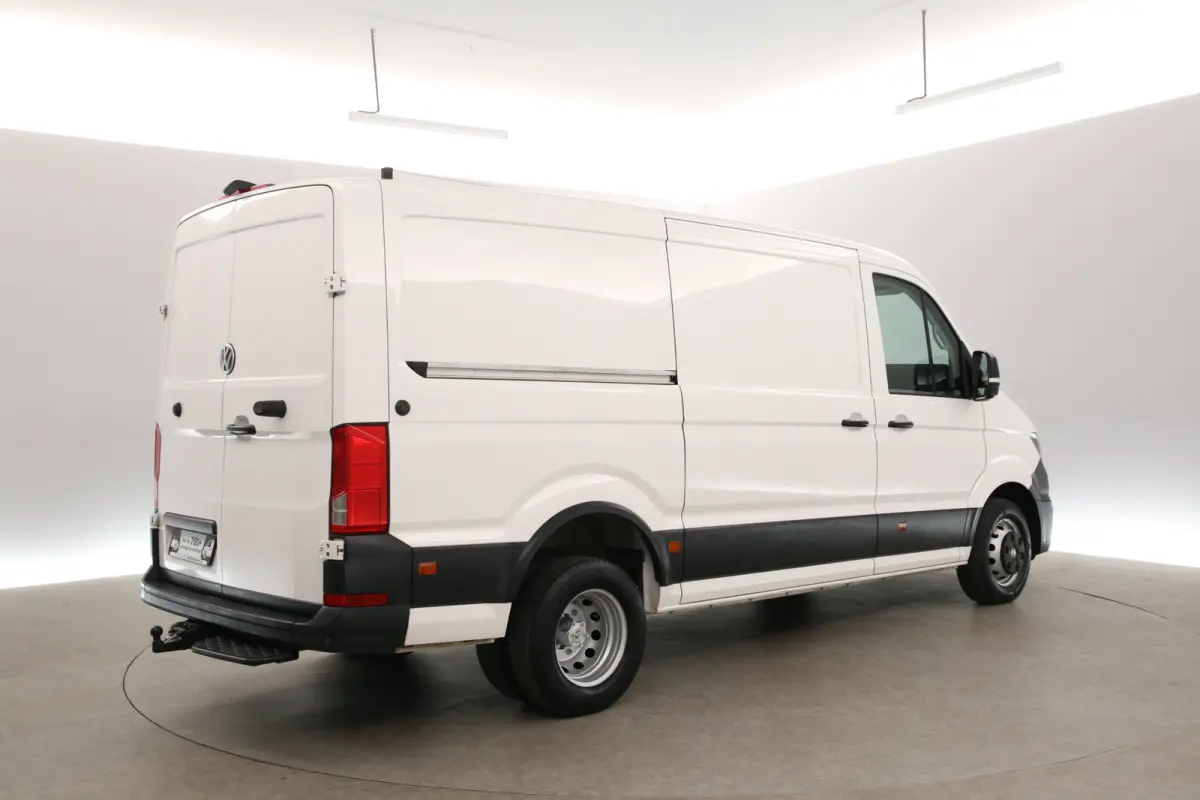 2.0 TDI N1* 177PK L3H2 | Dubbellucht | 3500kg Trekgew. | Airco | Cruise | Camera | Carplay | Navi | Trekhaak