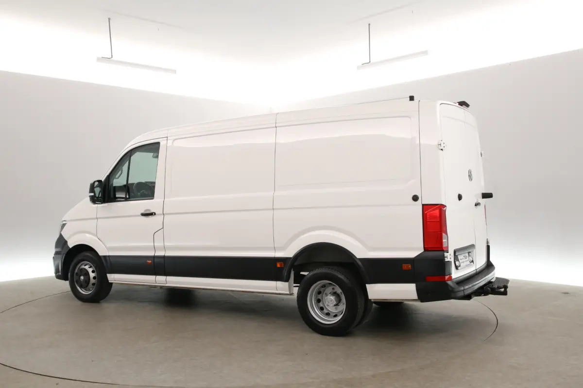2.0 TDI N1* 177PK L3H2 | Dubbellucht | 3500kg Trekgew. | Airco | Cruise | Camera | Carplay | Navi | Trekhaak