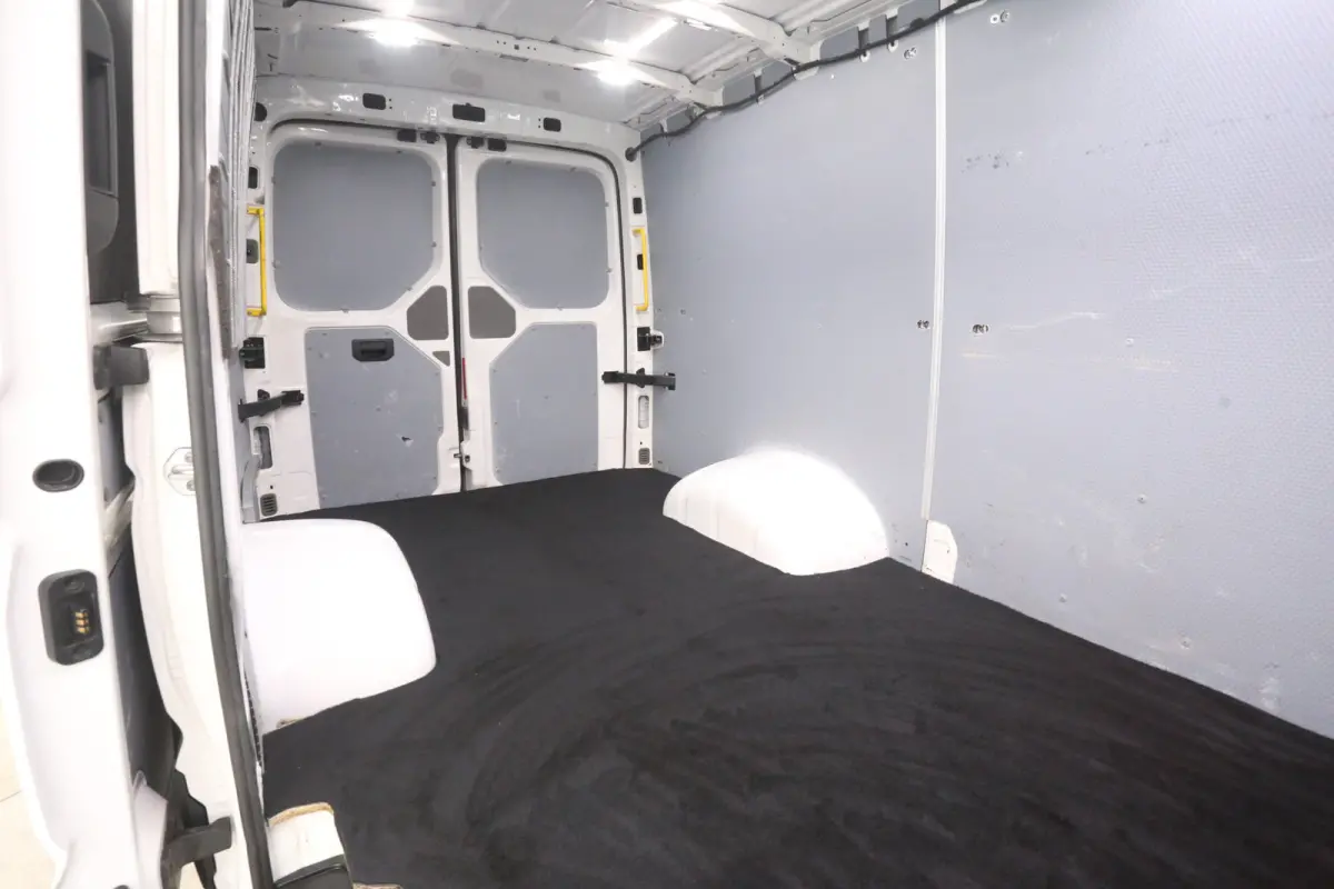2.0 TDI N1* 177PK L3H2 | Dubbellucht | 3500kg Trekgew. | Airco | Cruise | Camera | Carplay | Navi | Trekhaak