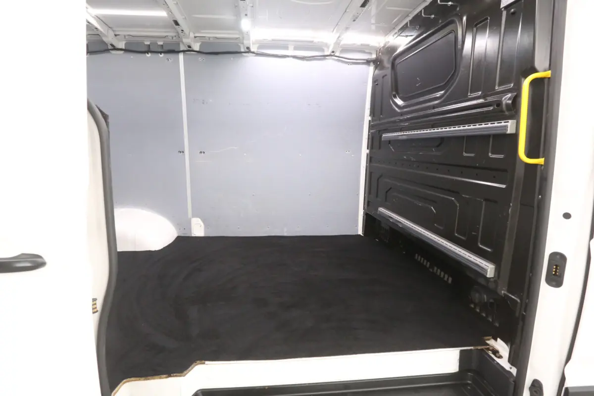 2.0 TDI N1* 177PK L3H2 | Dubbellucht | 3500kg Trekgew. | Airco | Cruise | Camera | Carplay | Navi | Trekhaak