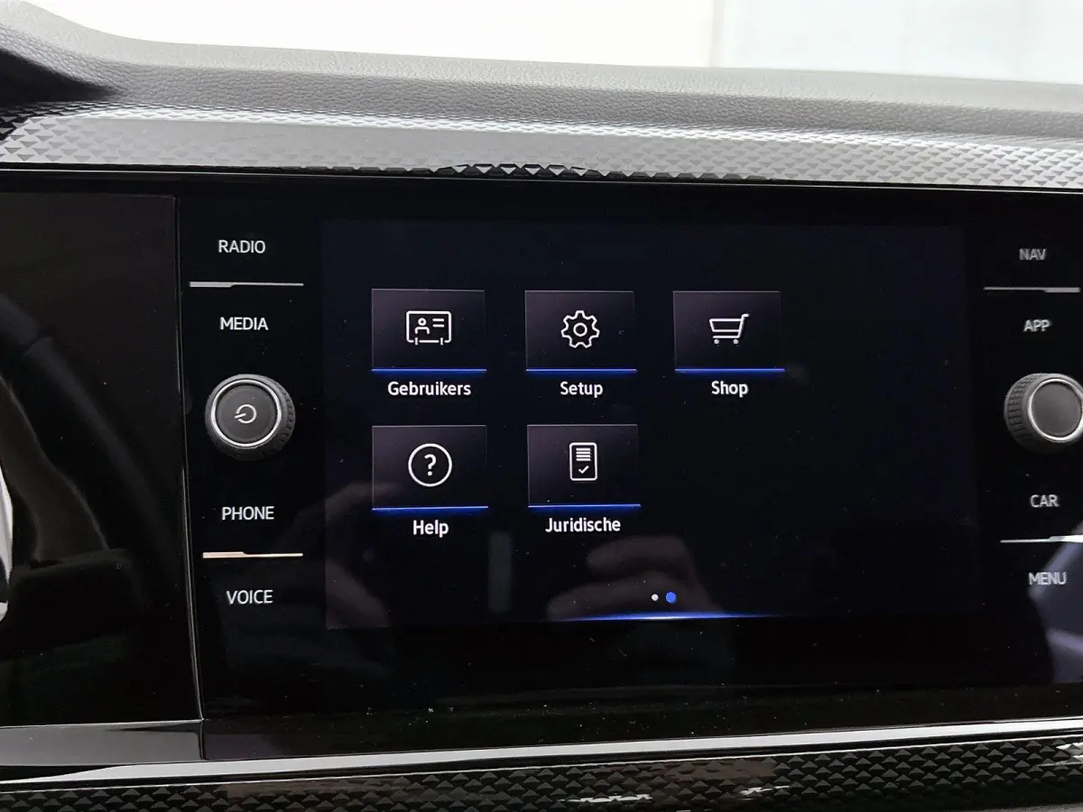 1.0 TSI Life | 95 PK | Navigatie | Apple Carplay / Android Auto | Airco |