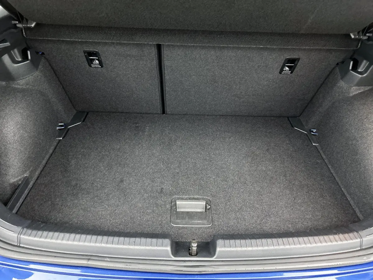 1.0 TSI Life | 95 PK | Navigatie | Apple Carplay / Android Auto | Airco |
