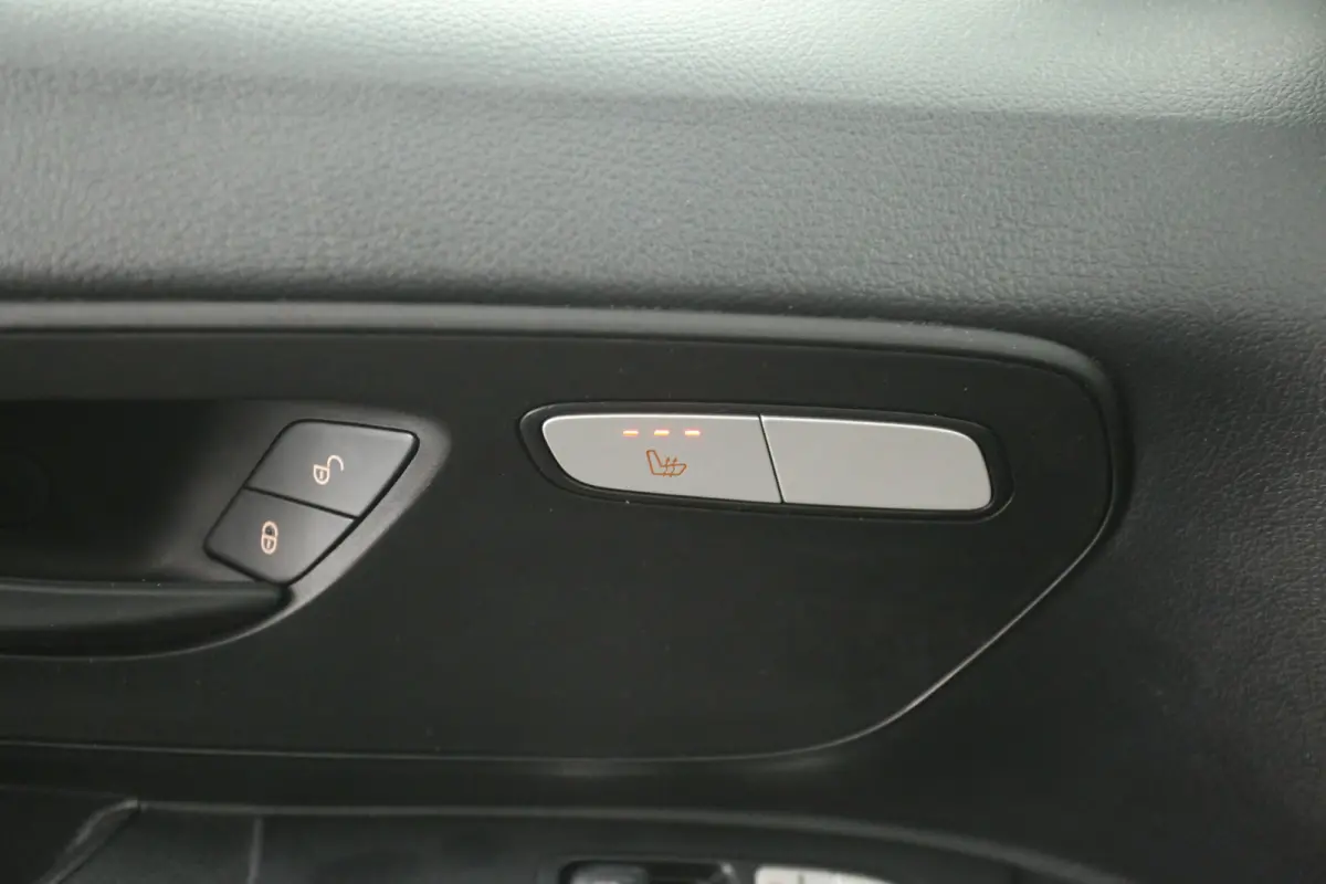 116 CDI | Aut. | Airco | Cruise | Camera | Carplay | Navi | Parkeersens.