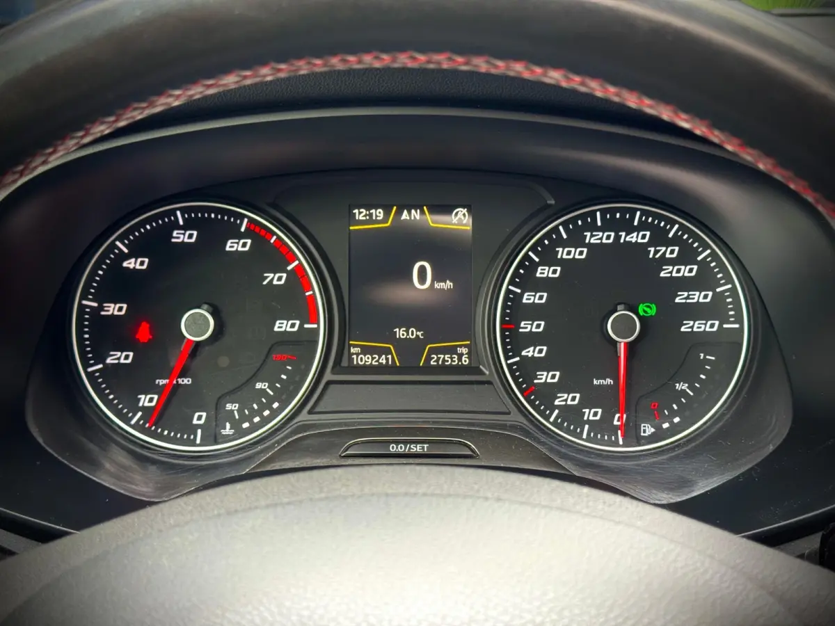1.8 TSI FR | PANO | LED | NAVI | CRUISE |