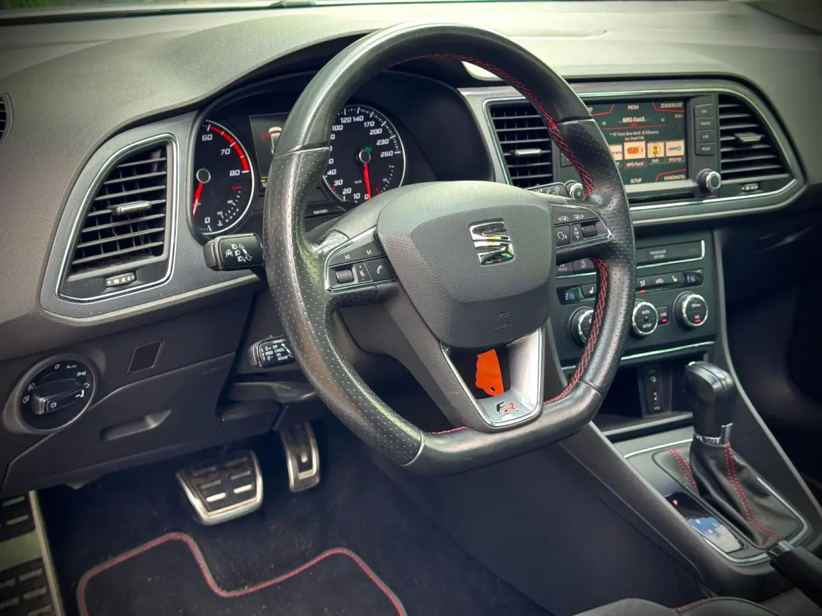 1.8 TSI FR | PANO | LED | NAVI | CRUISE |