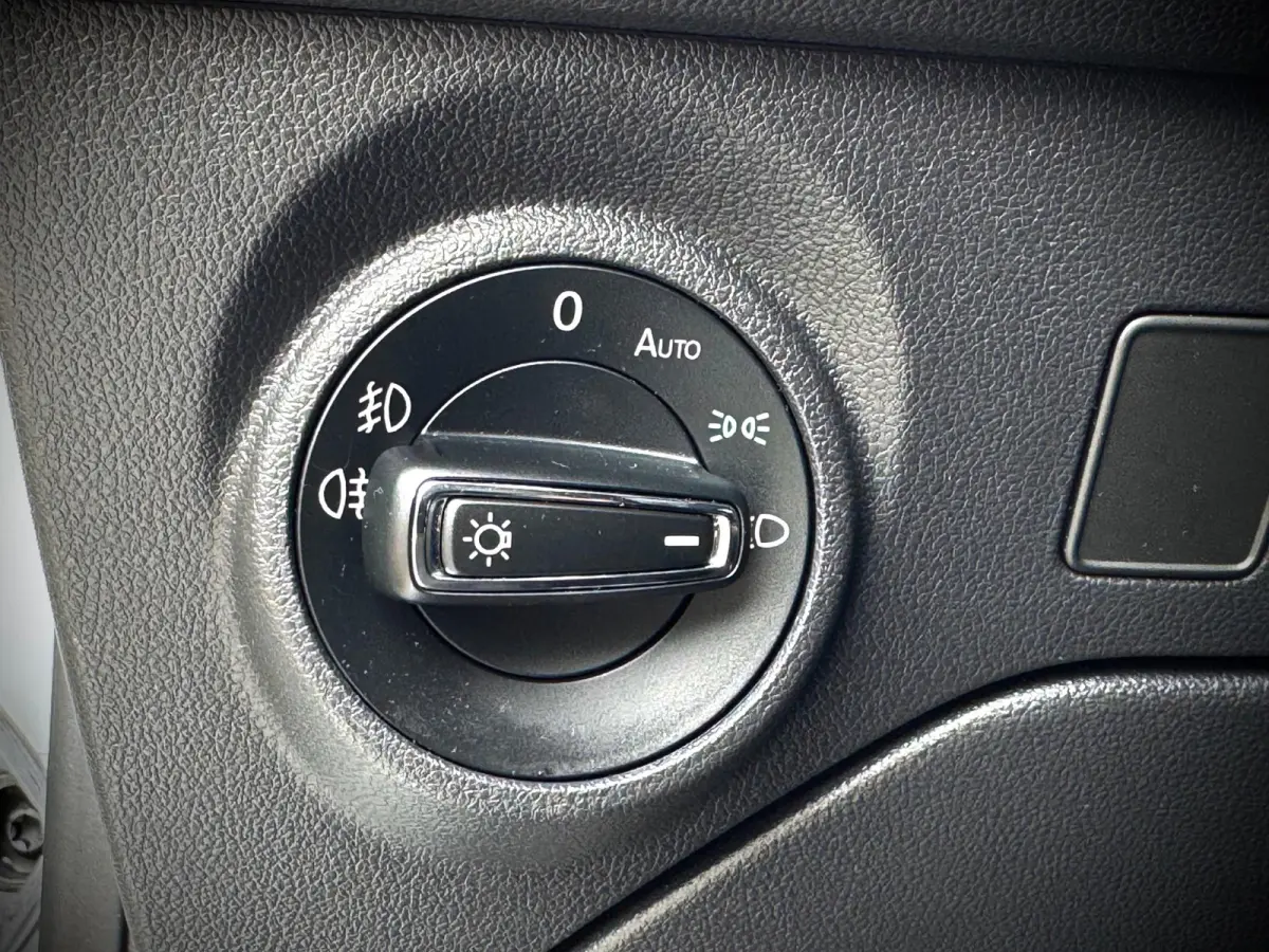 1.8 TSI FR | PANO | LED | NAVI | CRUISE |