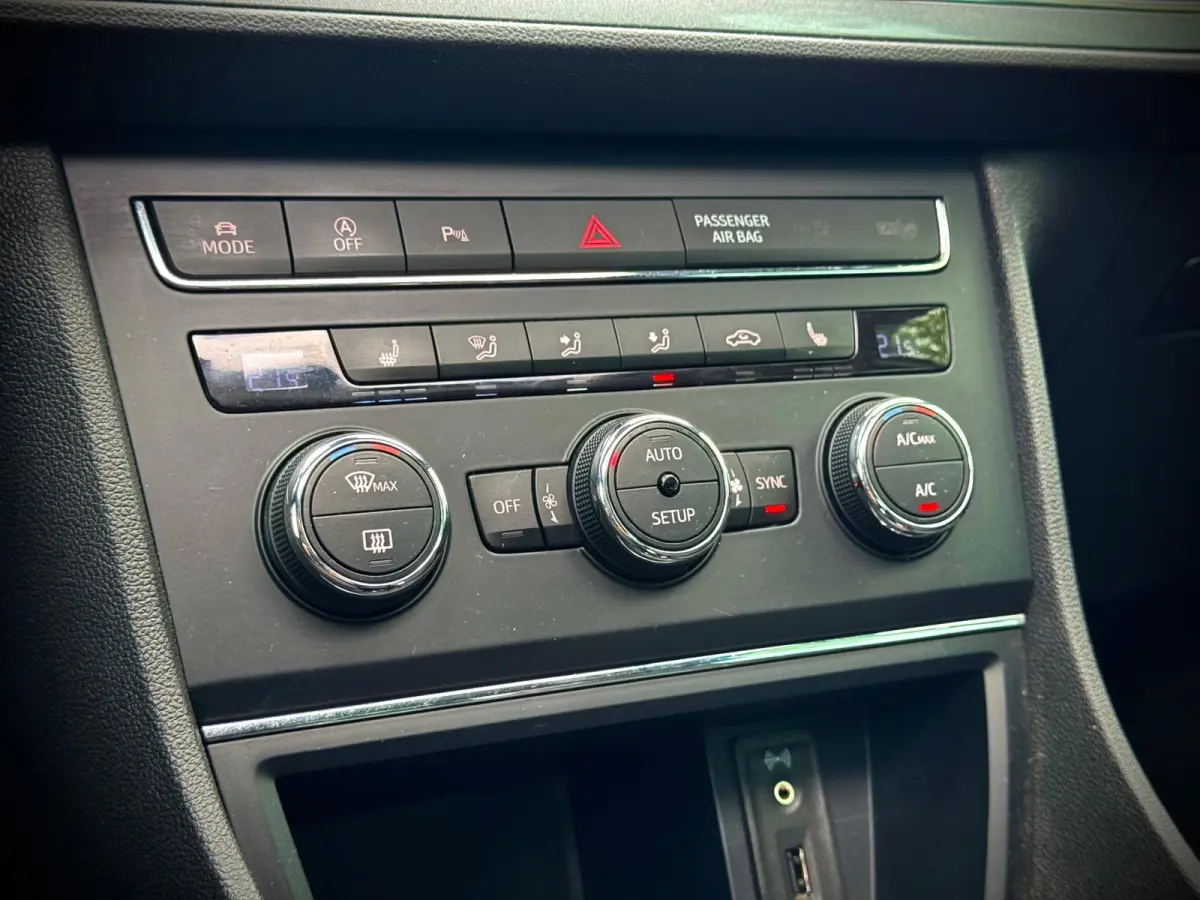1.8 TSI FR | PANO | LED | NAVI | CRUISE |