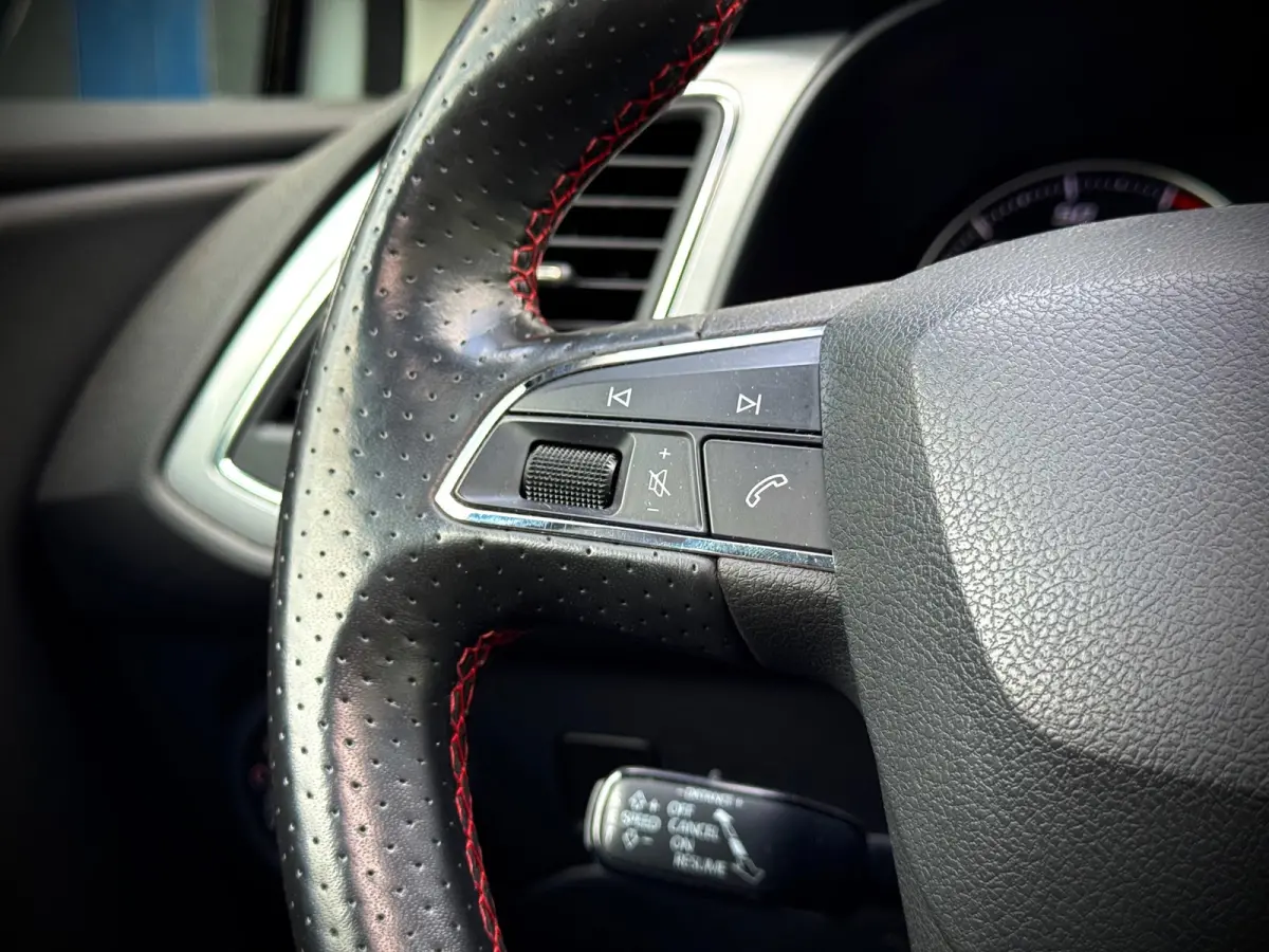1.8 TSI FR | PANO | LED | NAVI | CRUISE |