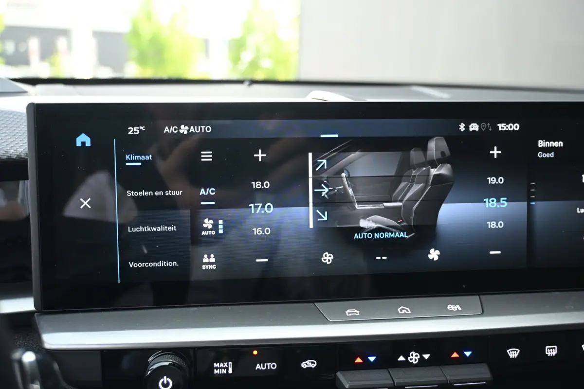 1.6 Turbo Plug-in-Hybrid Ultimate 195pk | Afn. Trekhaak | Schuif-/Kanteldak | HUD | Stoel/Stuurverwarming | Sfeerverlichting | Adaptive Cruise | Dodehoekdetectie
