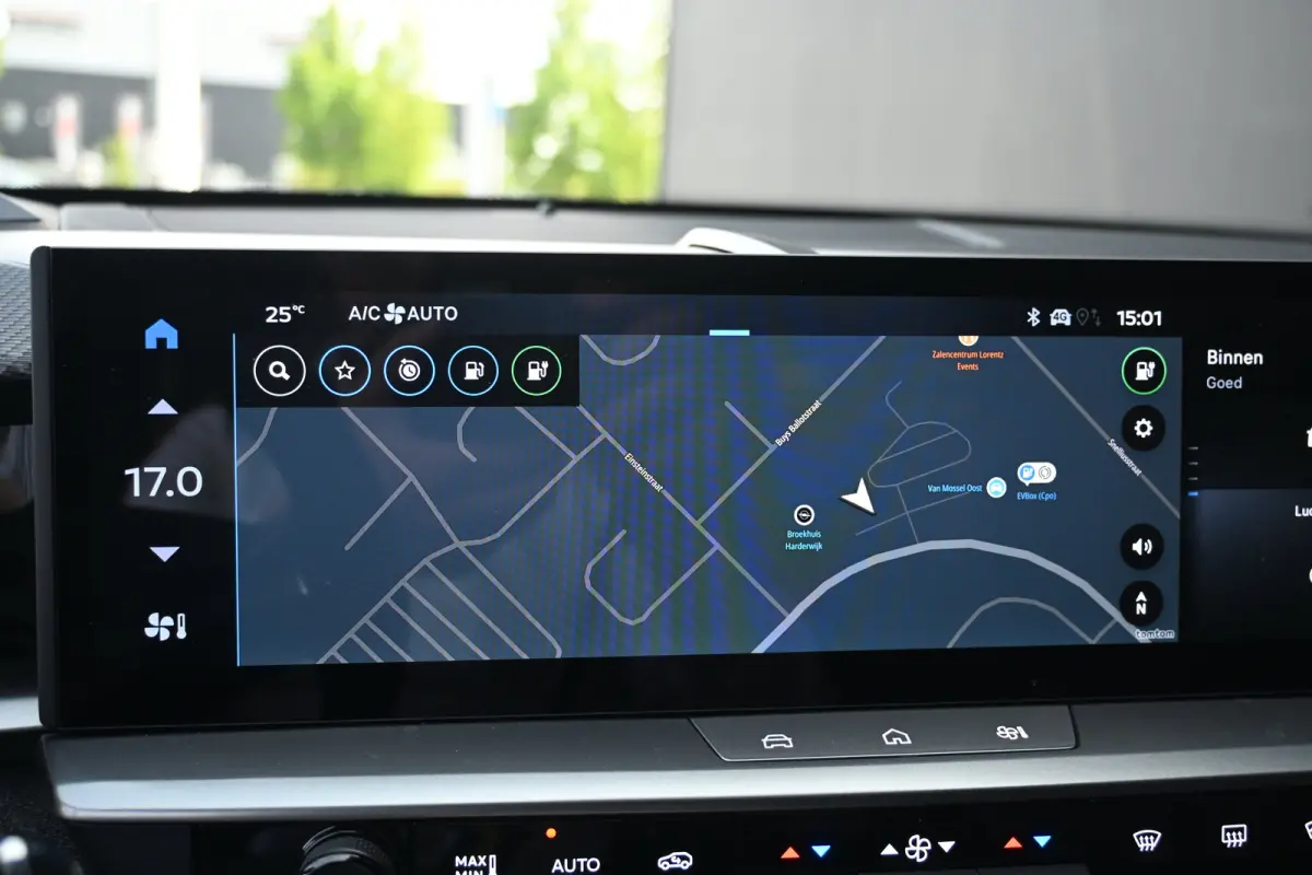 1.6 Turbo Plug-in-Hybrid Ultimate 195pk | Afn. Trekhaak | Schuif-/Kanteldak | HUD | Stoel/Stuurverwarming | Sfeerverlichting | Adaptive Cruise | Dodehoekdetectie