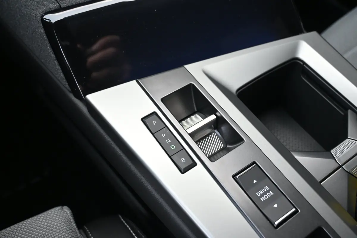 1.6 Turbo Plug-in-Hybrid Ultimate 195pk | Afn. Trekhaak | Schuif-/Kanteldak | HUD | Stoel/Stuurverwarming | Sfeerverlichting | Adaptive Cruise | Dodehoekdetectie