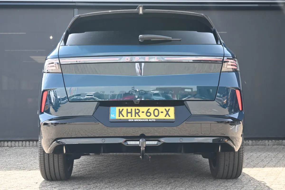 1.6 Turbo Plug-in-Hybrid Ultimate 195pk | Afn. Trekhaak | Schuif-/Kanteldak | HUD | Stoel/Stuurverwarming | Sfeerverlichting | Adaptive Cruise | Dodehoekdetectie