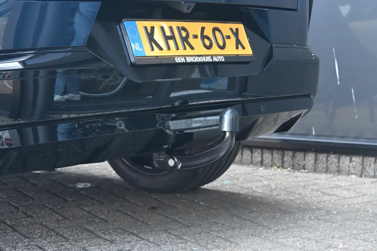 1.6 Turbo Plug-in-Hybrid Ultimate 195pk | Afn. Trekhaak | Schuif-/Kanteldak | HUD | Stoel/Stuurverwarming | Sfeerverlichting | Adaptive Cruise | Dodehoekdetectie