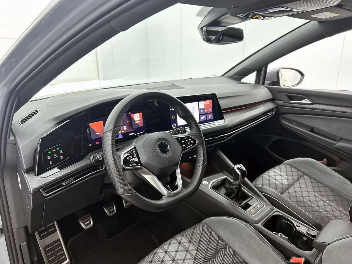 1.5 TSI R-Line Business | 131 PK | Keyless (Start) | Parkeersensoren | Digital Cockpit | Carplay / Android Auto