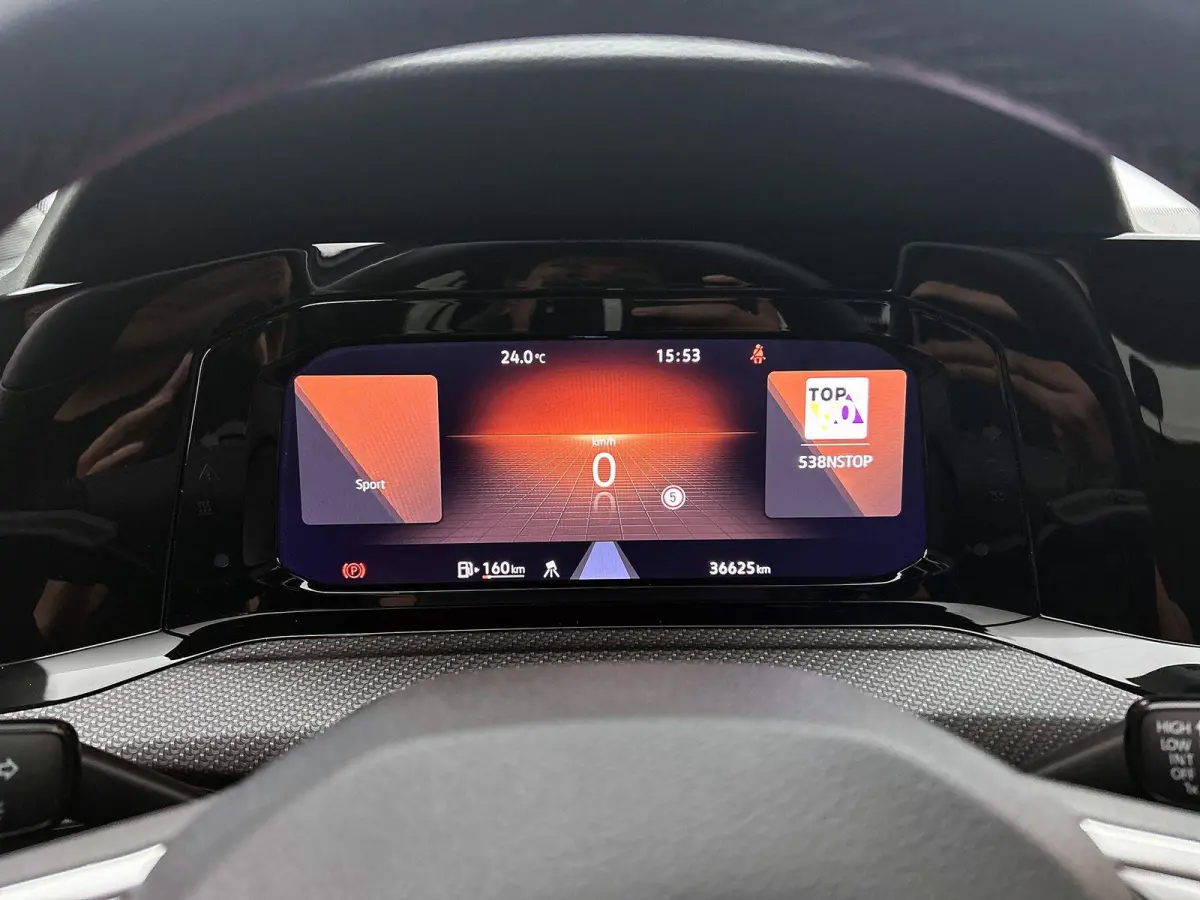 1.5 TSI R-Line Business | 131 PK | Keyless (Start) | Parkeersensoren | Digital Cockpit | Carplay / Android Auto