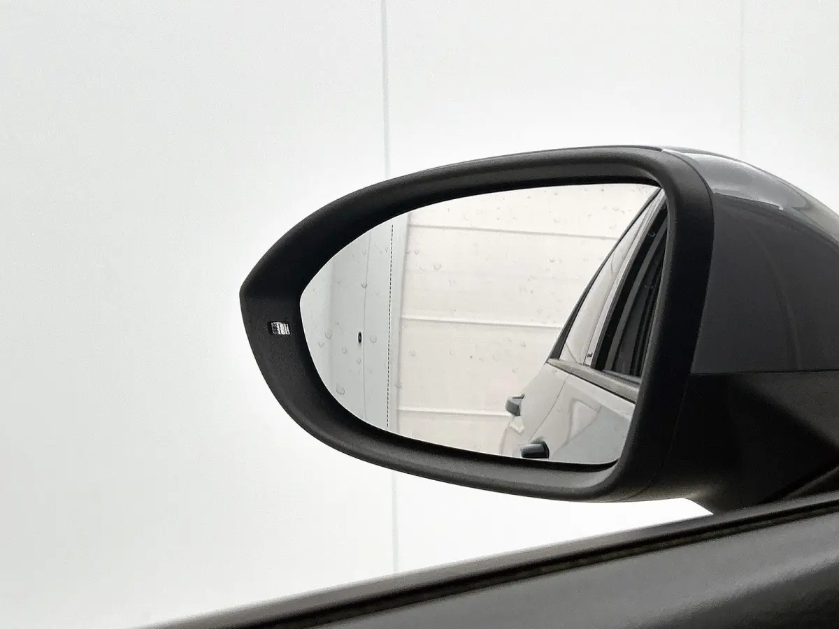 1.5 TSI R-Line Business | 131 PK | Keyless (Start) | Parkeersensoren | Digital Cockpit | Carplay / Android Auto