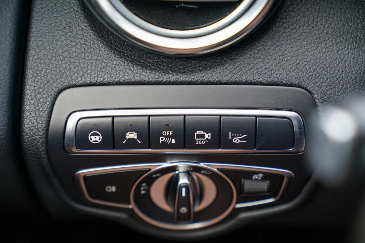 AMG 63 S 4MATIC+ | 360 Camera | Carbon | Head Up Display | Burmester
