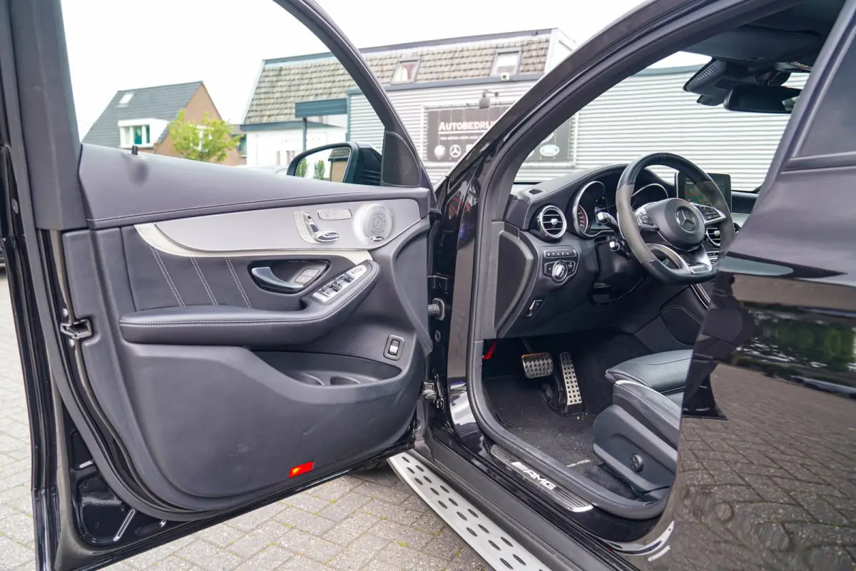 AMG 63 S 4MATIC+ | 360 Camera | Carbon | Head Up Display | Burmester