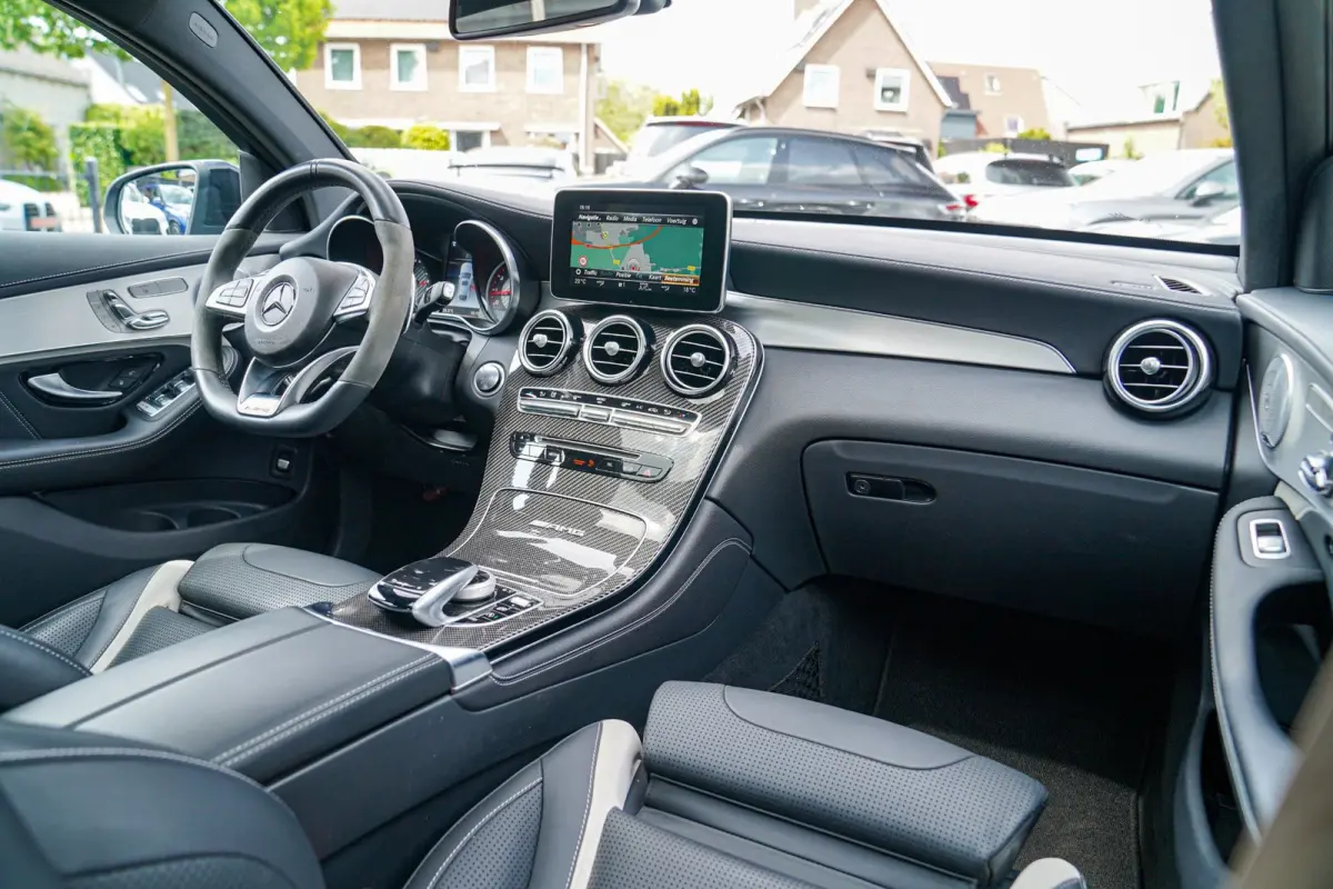 AMG 63 S 4MATIC+ | 360 Camera | Carbon | Head Up Display | Burmester