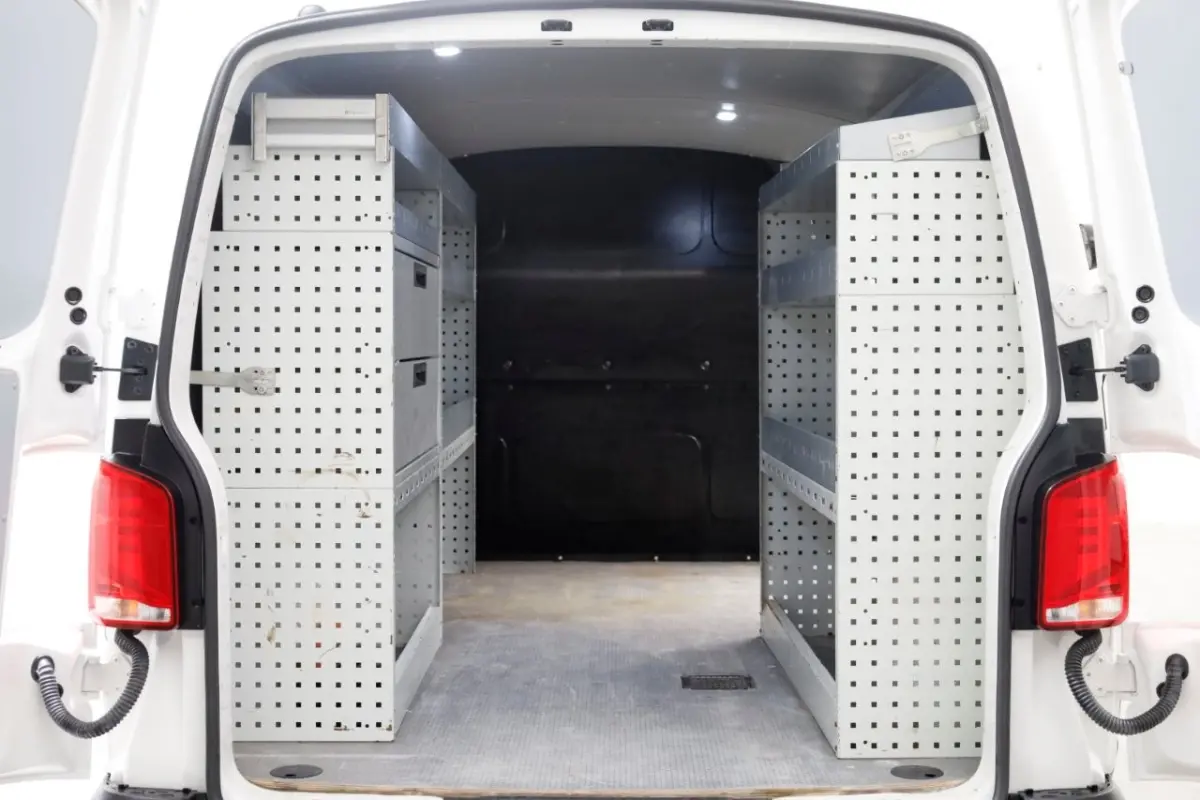 T6.1 2.0 TDI 110pk Lang Airco/Navi/Inrichting 09-2020