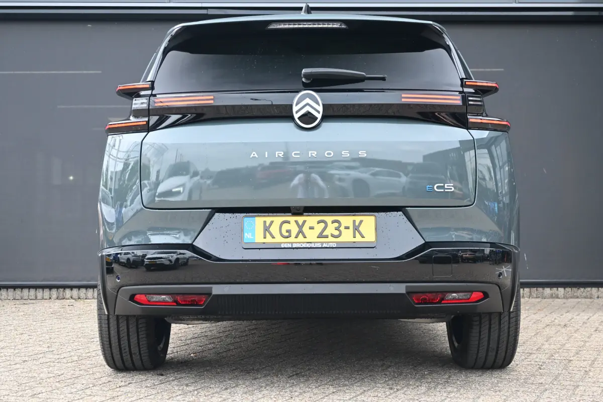 Max Comfort Range 73 kWh | Comfortstoelen | Stoel/Stuurverwarming | Achteruitrijcamera | Dodehoekdetectie | Adaptive Cruise | !!
