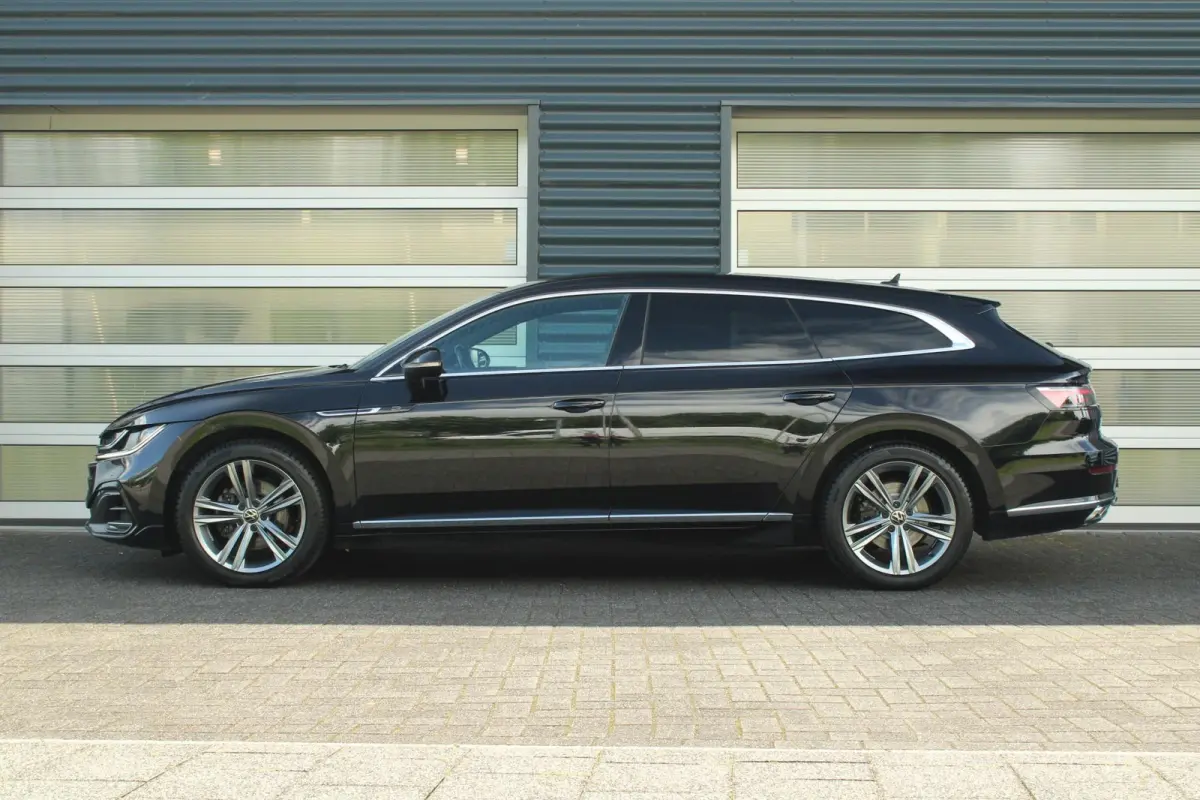 1.4 TSI eHybrid 218pk DSG R-Line Business+ | SoH 91% | Standkachel | Trekhaak | Camera | Navigatie | Apple CarPlay