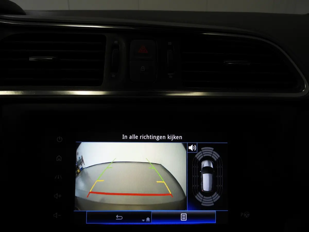 1.3 TCe Aut. Intens NAVI/CAMERA/PANODAK/LED/19"LMV!