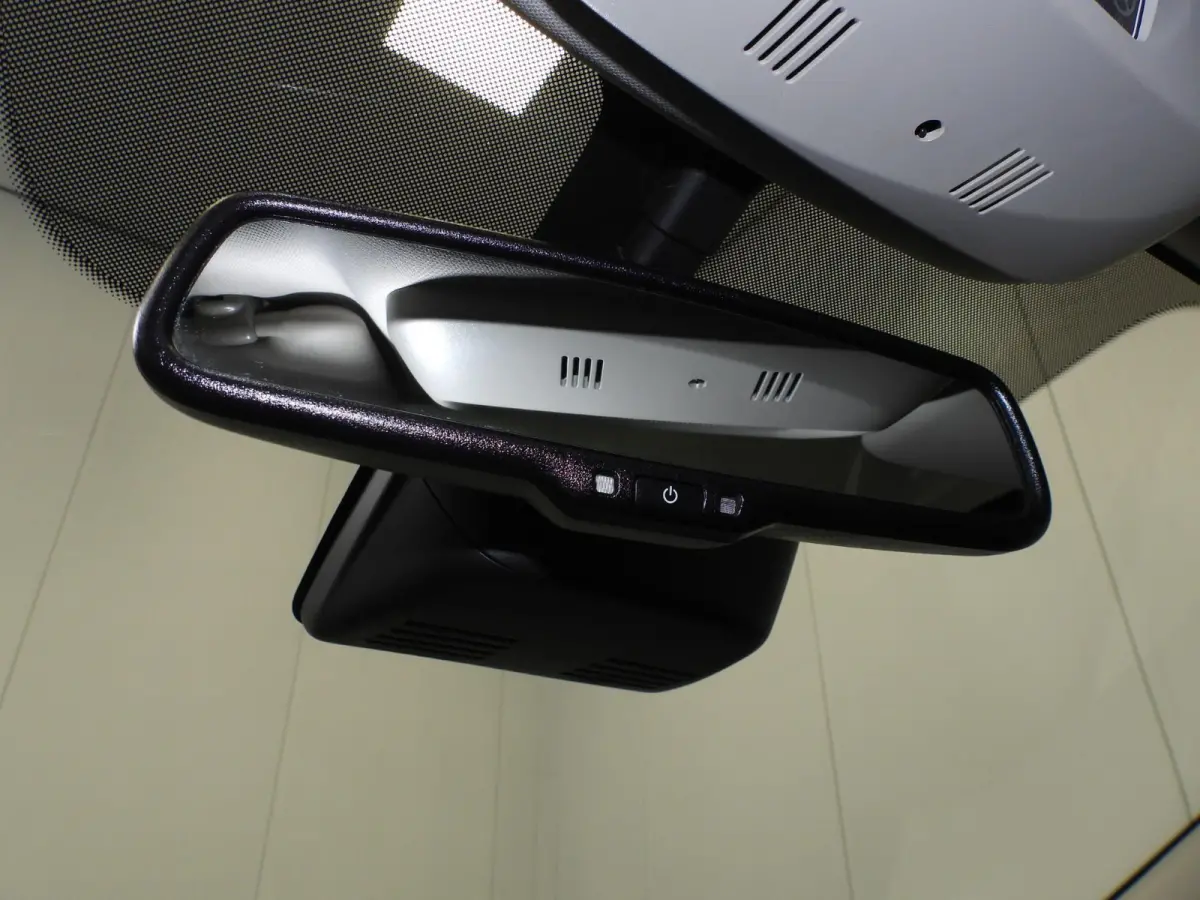 1.3 TCe Aut. Intens NAVI/CAMERA/PANODAK/LED/19"LMV!