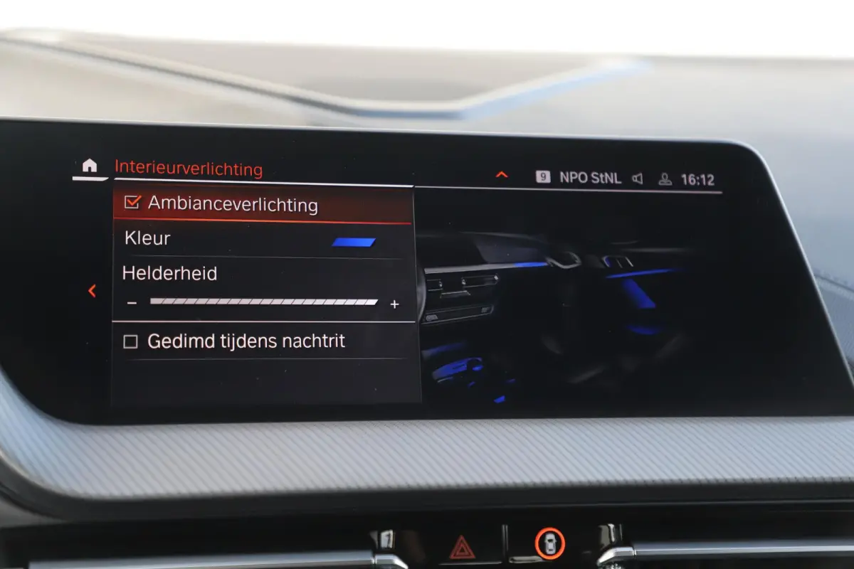 118i Business Edition M Sport Automaat Black Optic Virtual Cockpit Sfeerverlichting Navigatie Carplay Android Sportstoelen Clima Cruise PDC