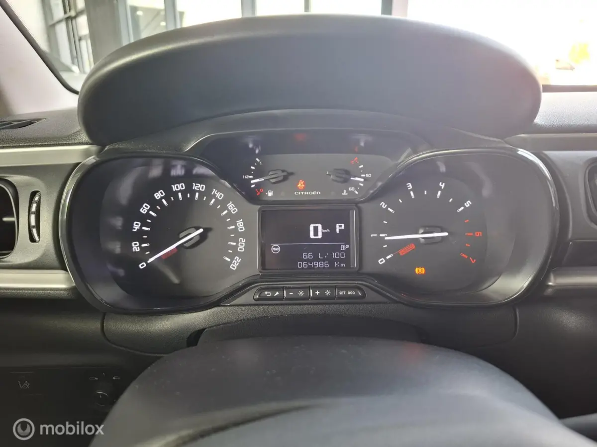 1.2 PureTech AUTOMAAT | PARK. SENSOR | CARPLAY | NAVI - RIJKLAARPRIJS