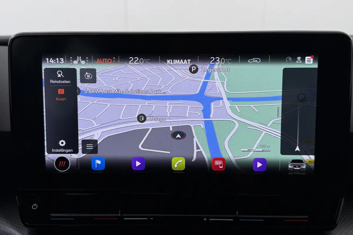 150 PK Aut. Hybrid Style+ Camera Adap.Cruise Carplay