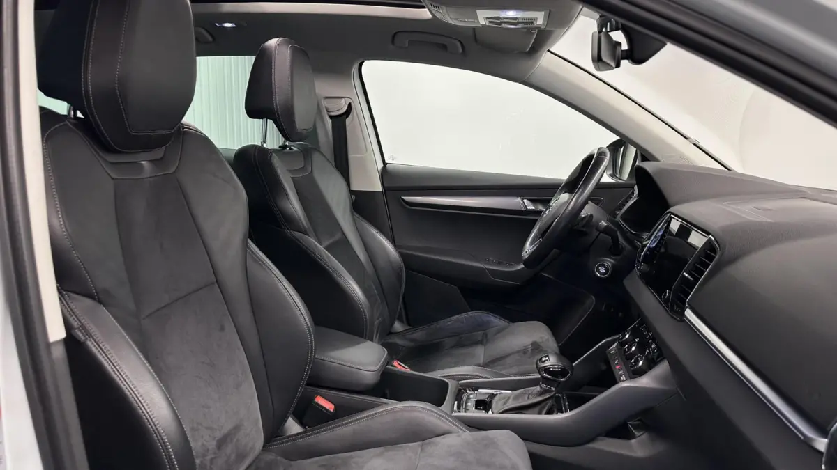 1.5 TSI ACT Style Business PANO TREKHAAK CARPLAY CRUISE NAVI.