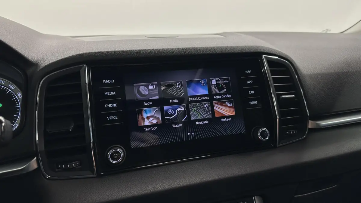 1.5 TSI ACT Style Business PANO TREKHAAK CARPLAY CRUISE NAVI.