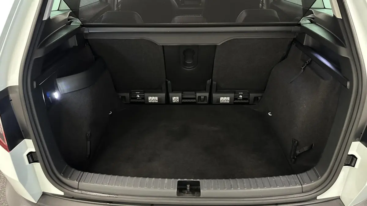 1.5 TSI ACT Style Business PANO TREKHAAK CARPLAY CRUISE NAVI.