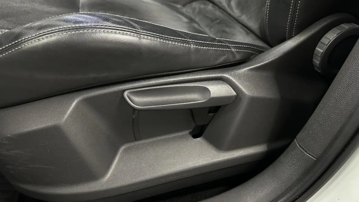 1.5 TSI ACT Style Business PANO TREKHAAK CARPLAY CRUISE NAVI.