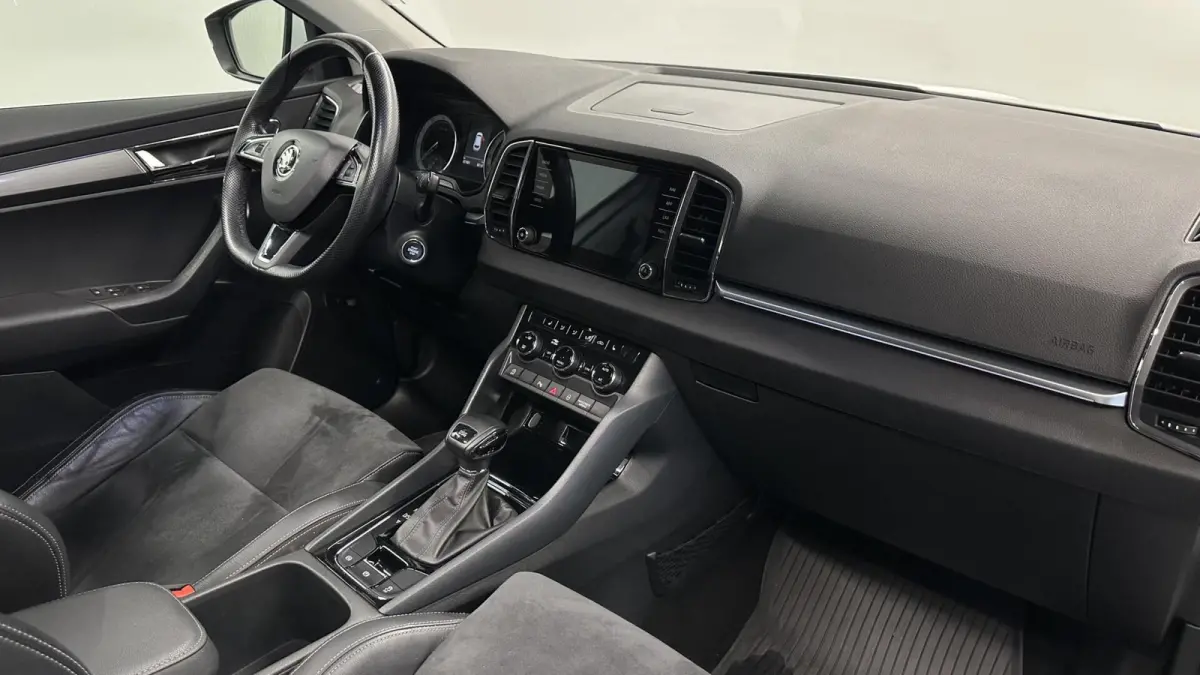 1.5 TSI ACT Style Business PANO TREKHAAK CARPLAY CRUISE NAVI.