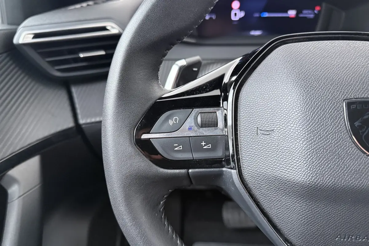 Allure Hybrid 145 PK Aut. Half-Leder Climate Carplay DAB