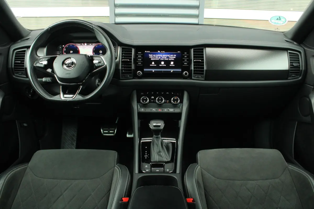 1.5 TSI 150pk DSG Sportline Business | Stoelverwarming | Adaptive Cruise | Bestuurdersstoel Elektrisch | Trekhaak Wegklapbaar | Keyless