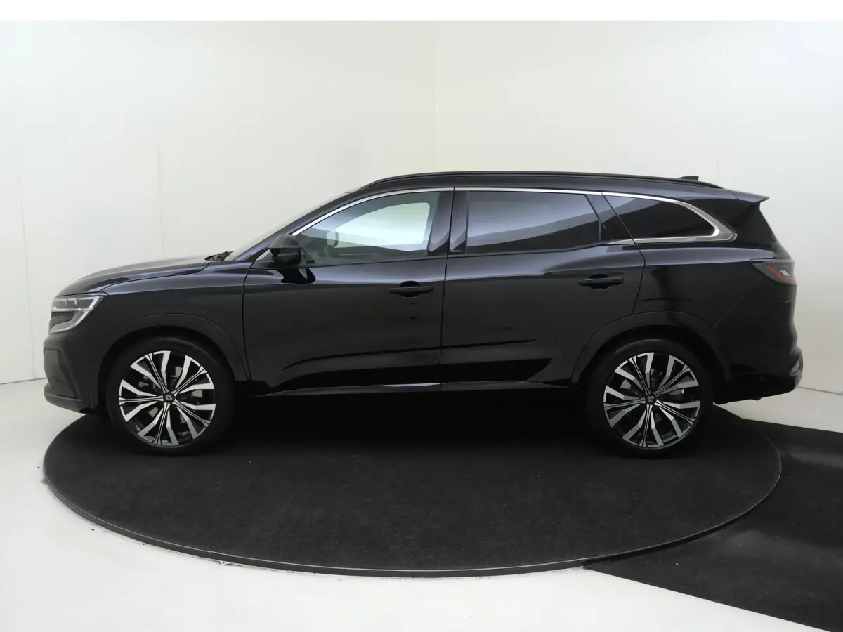E-Tech full hybrid 200 PK iconic 7p. | Pack Advanced Drive Assist | Pack Harman Kardon premium sound | Apple Carplay/Android  | cruise control adaptief | dodehoekdetectie met correctie | ele
