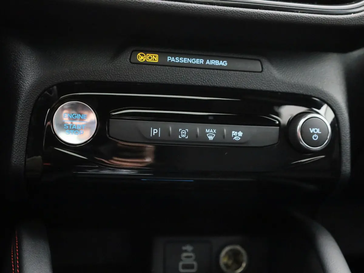 2.5 PHEV ST-Line | HEAD-UP | PANORAMADAK | WINTER PAKKET | NAVIGATIE | CAMERA | NAVIGATIE