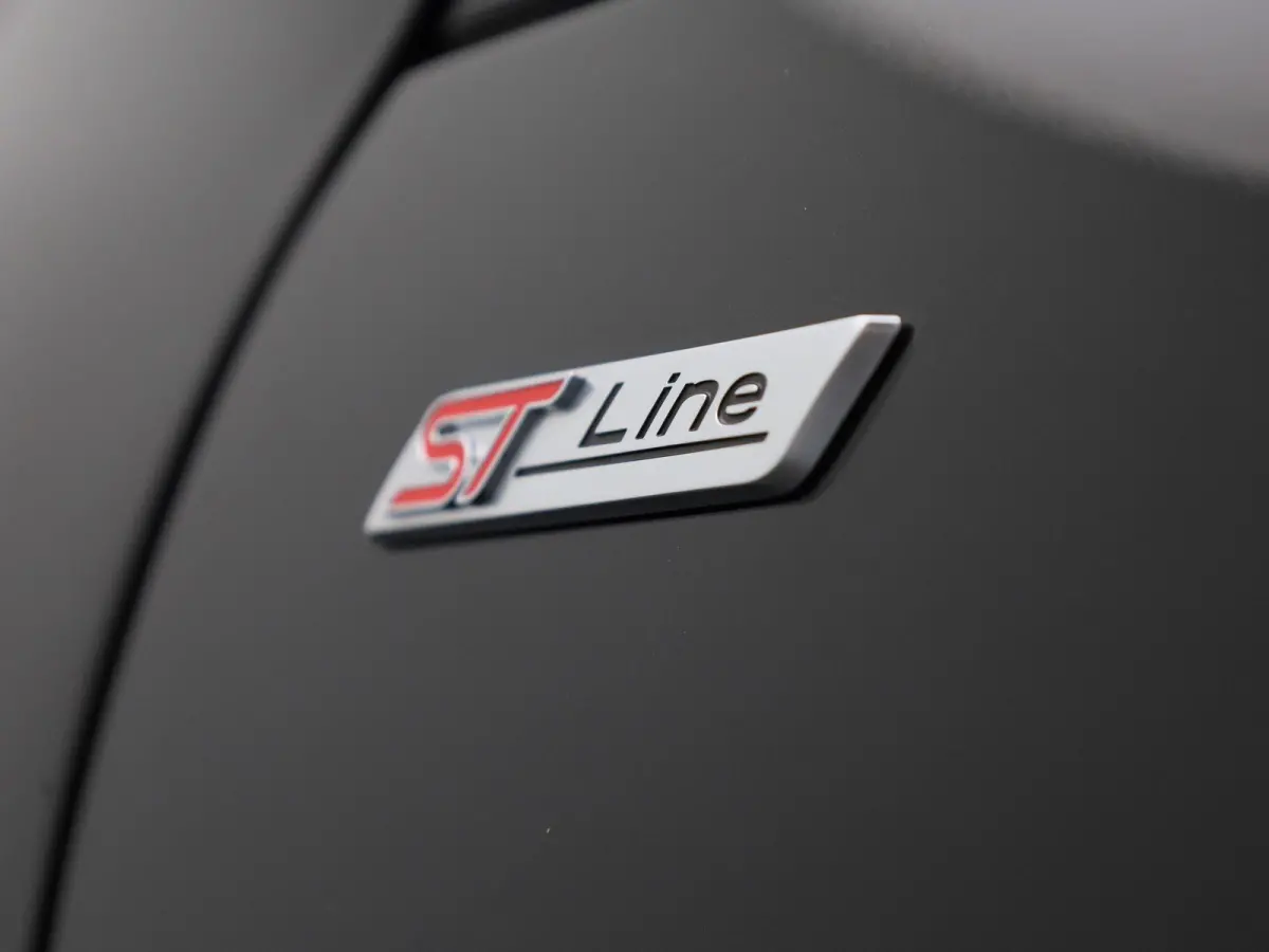 2.5 PHEV ST-Line | PANORAMADAK | HEAD UP DISPLAY  | CAMERA | STOELVERWARMING | STUURVERWARMING | CRUISE CONRTOL | NAVIGATIE |