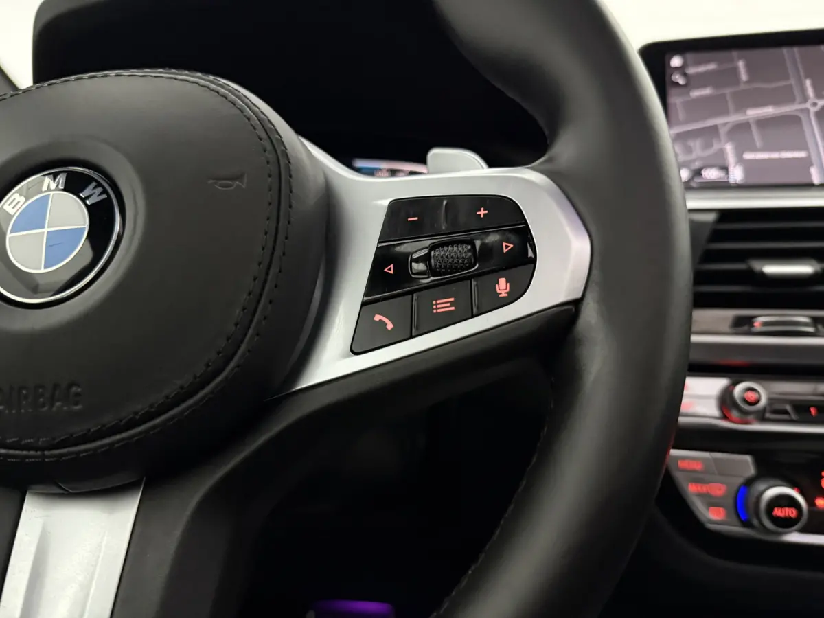 xDrive30e High Executive M-Sport | Pano | Virtual | H/K | 360° | HuD | Memory | Sfeer | Carplay | Cruise | NAP