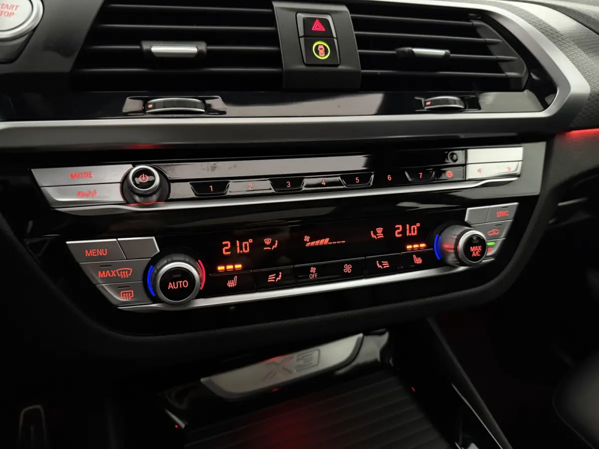 xDrive30e High Executive M-Sport | Pano | Virtual | H/K | 360° | HuD | Memory | Sfeer | Carplay | Cruise | NAP