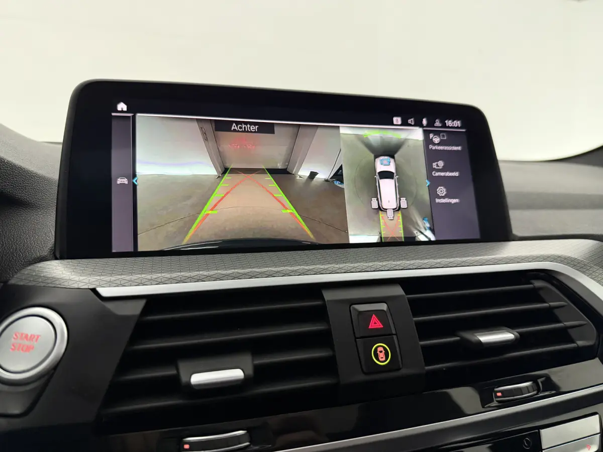 xDrive30e High Executive M-Sport | Pano | Virtual | H/K | 360° | HuD | Memory | Sfeer | Carplay | Cruise | NAP